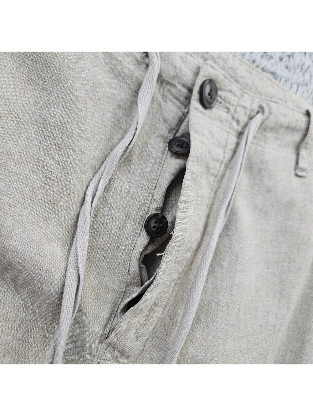 Perry Ellis small dot